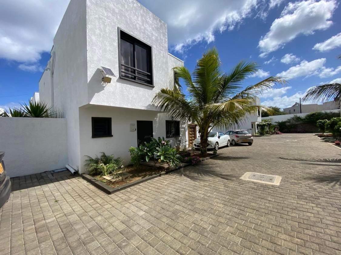 Magnifique Villa Avec Piscine Grand Bay Εξωτερικό φωτογραφία